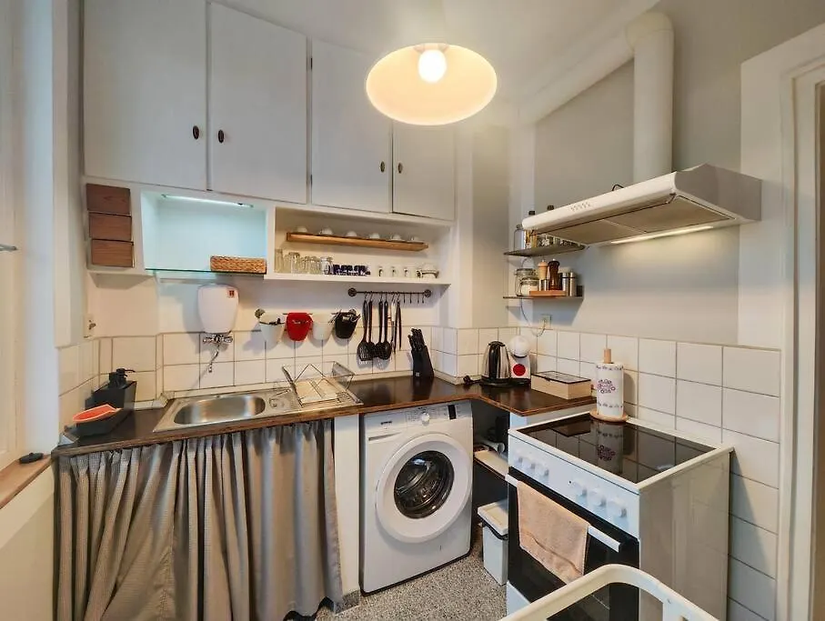 The Artist Nest ~ Retro Chic Jewel @ Top Spot Apartment Varna