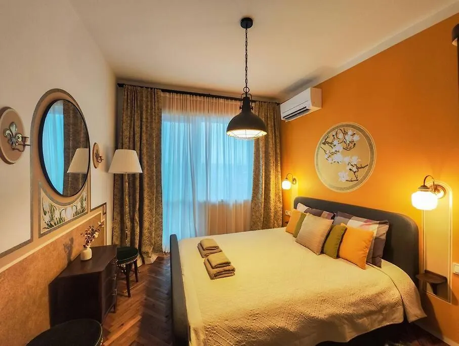 The Artist Nest ~ Retro Chic Jewel @ Top Spot Apartment Varna